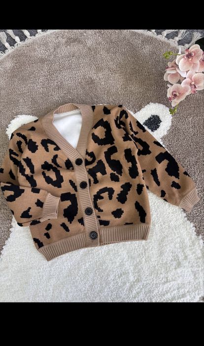 Кардиган, кофта для дівчинки