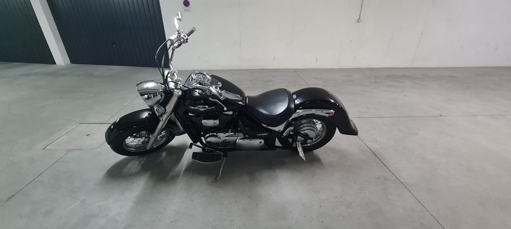 Suzuki Intruder VL800