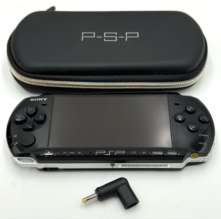 Sony PlayStation Portable PSP 3003 – Konsola + Etui