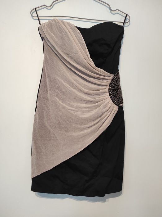 Bawełniana sukienka ASOS mini  z aplikacjami