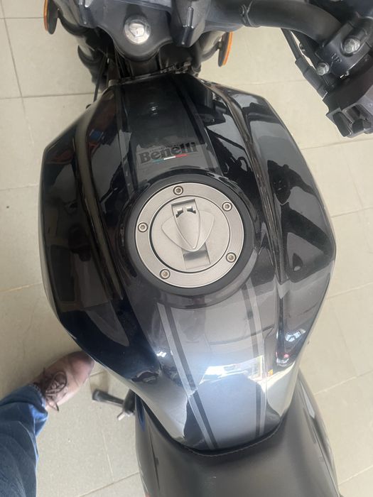 Vendo moto 125 keeway em muito bom estado , pneus novos