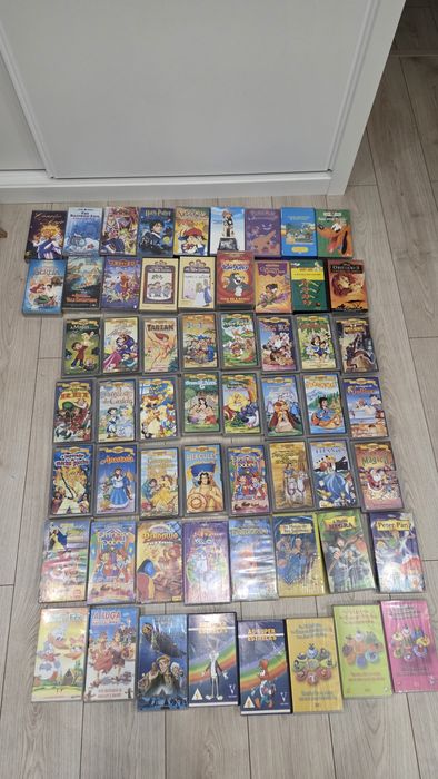 Cassetes VHS várias
