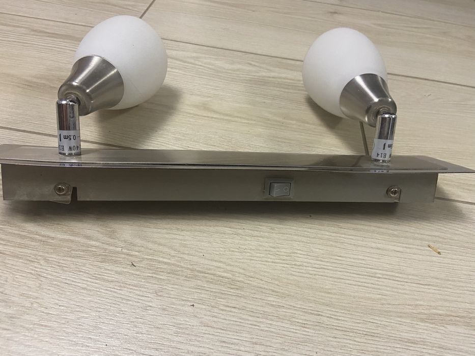 Lampa , konkiet. Własny wyłącznik.