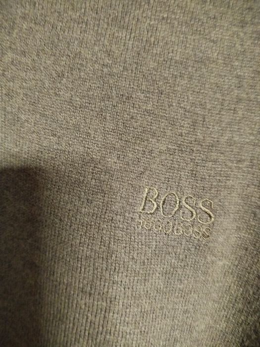 Sweterek męski Boss rozmiar XL/XXL