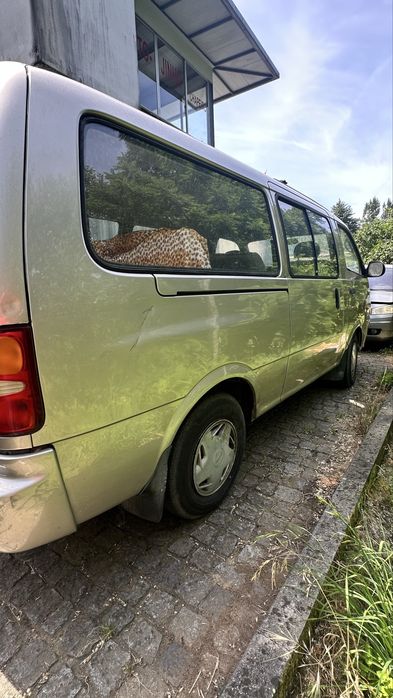 Kia Pregio, 9 lugares, diesel
