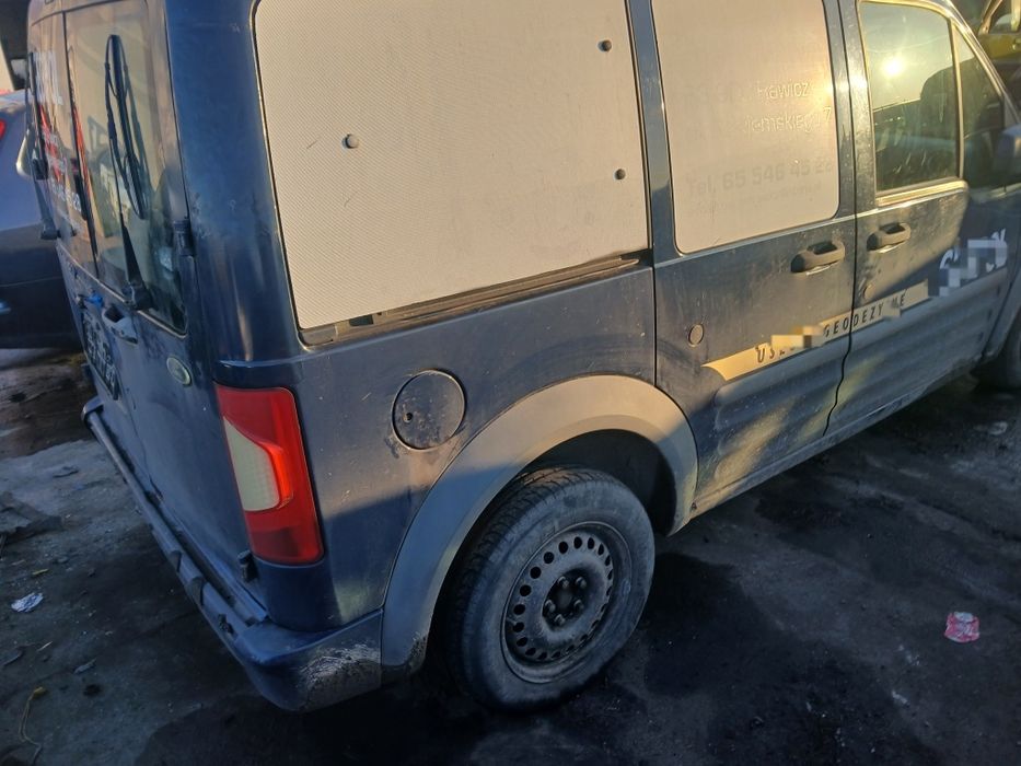 Ford tourneo Connect I maska i inne 1.8 tdci