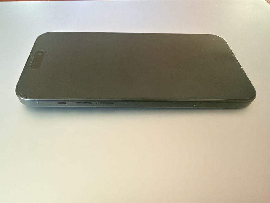 iPhone  15 plus  zadbany