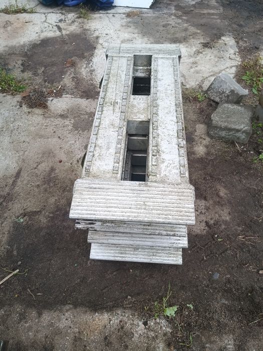 Najazdy zapadnie niskopodłogowe