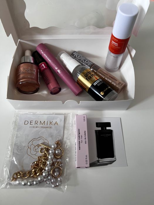 Beauty box paczka kosmetyków nowych essence, nam , Dermika