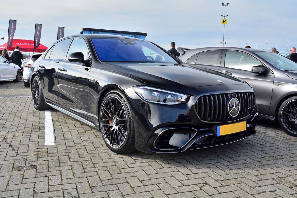 Обвес mercedes w223 amg63 передній бампер мерседес амг решотка дифузор