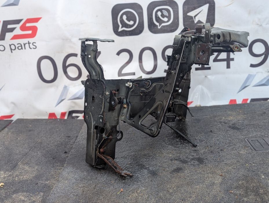 Передній лівий лонжерон стакан носик опора двигуна renault megane 3