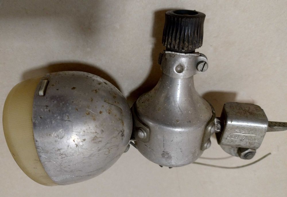 Lampa i dynamo, prądnica do starego roweru - DDR Ruhla 6V 3W sprawne ...