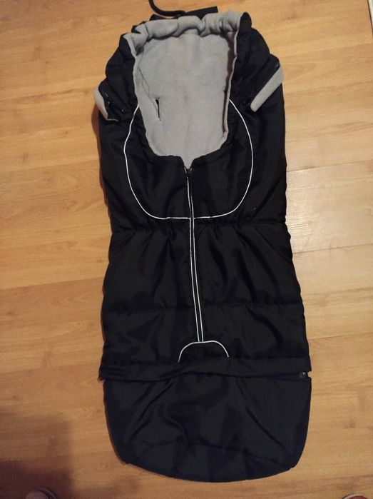 Zimowy śpiworek do wózka