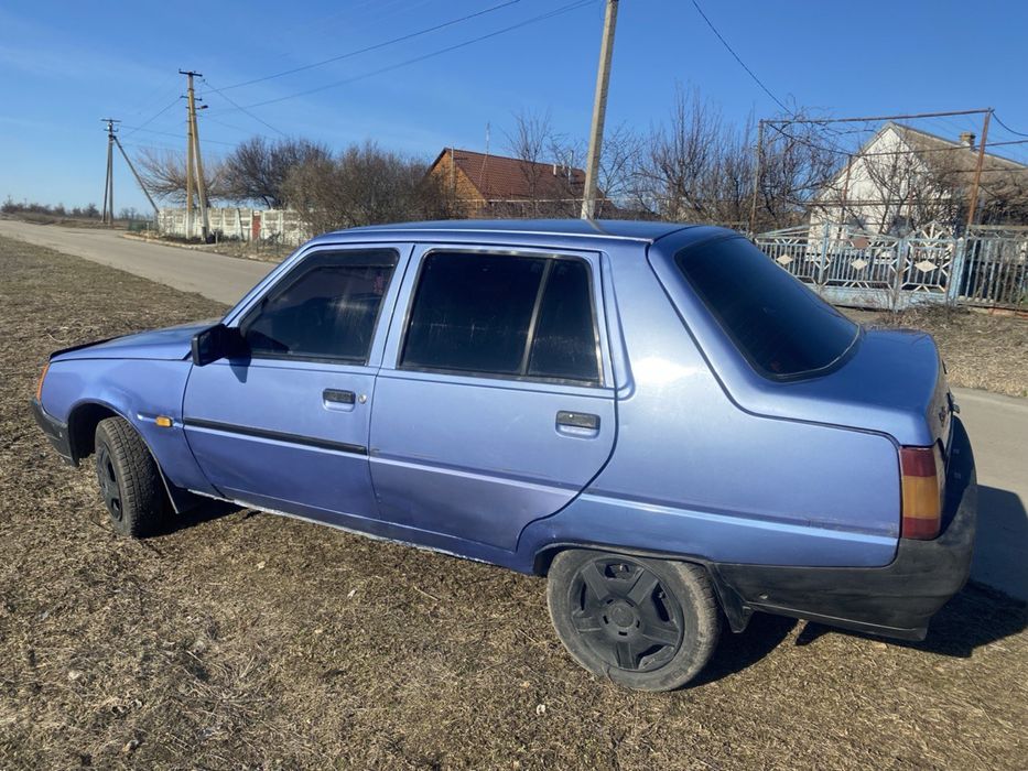 Продам машину на полном ходу