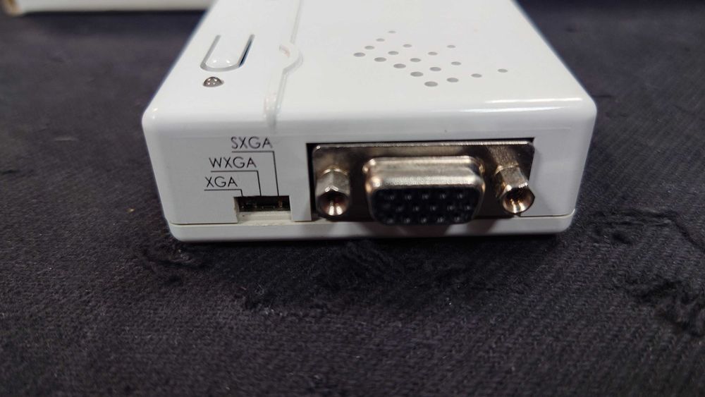 2x Lindy Video / VGA Converter64354256352769123