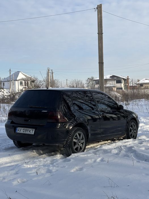 Продам Volkswagen Golf