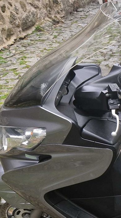 Suzuki Burgman 400  - 12800 km
