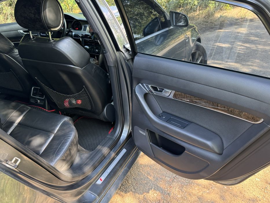 Продам Audi A6 C6 3.2 FSI Quattro (S-line)