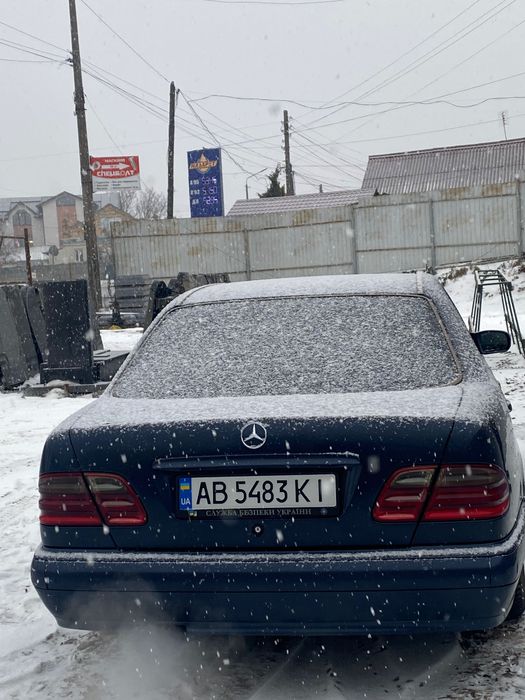 Продам мерседес 210 2000 год