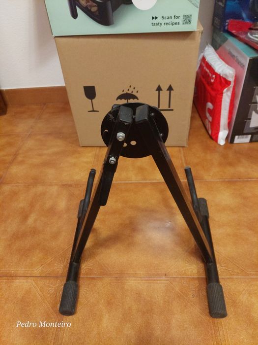 Suporte Guitarra Eléctrica ou Acústica