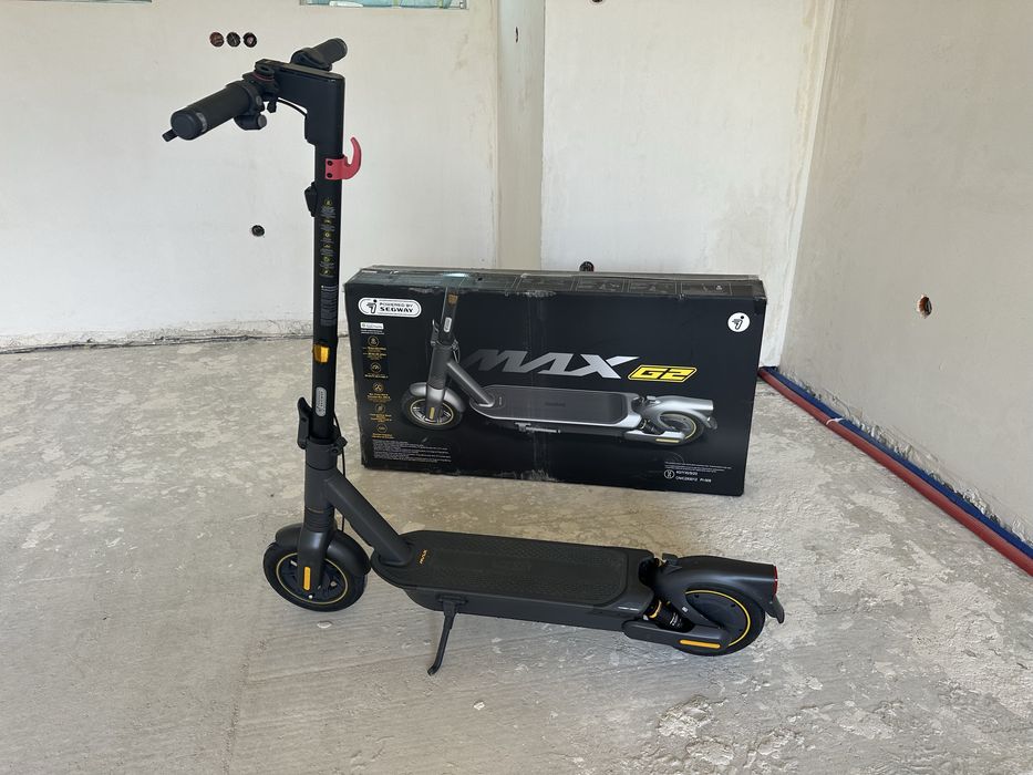Hulajnoga elektryczna SEGWAY Ninebot KickScooter Max G2 D 70km 450W 10"