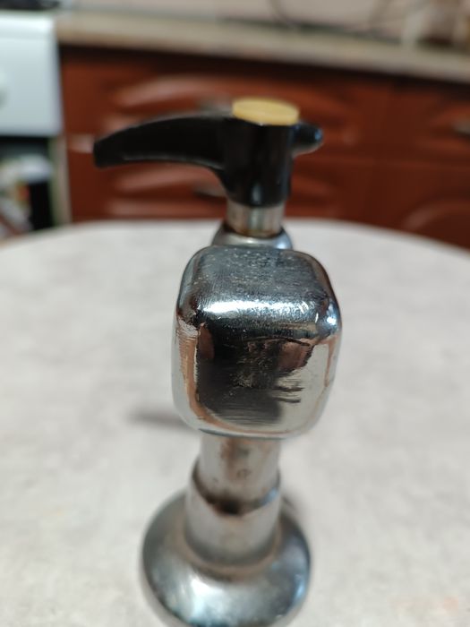 Продам латунний кран 600гр