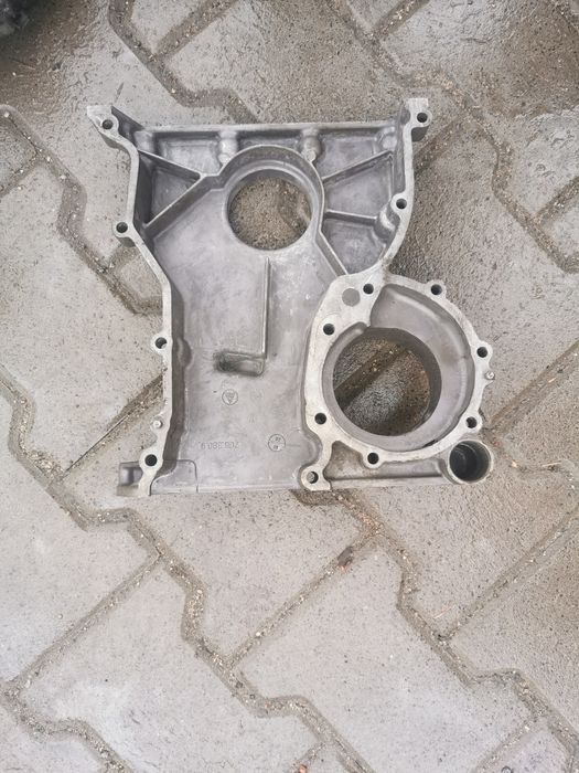 Osłona rozrządu M44b19 m42b18 1.8is bmw e30 e36 318is obudowa silnika