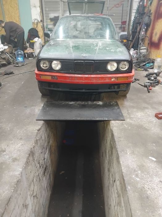 Продам бмв е30 туринг