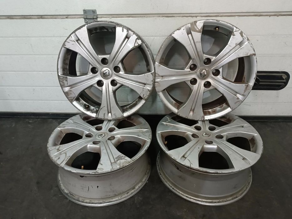JOGO DE JANTES ORIGINAIS RENAULT MEGANE III / SCENIC III R17