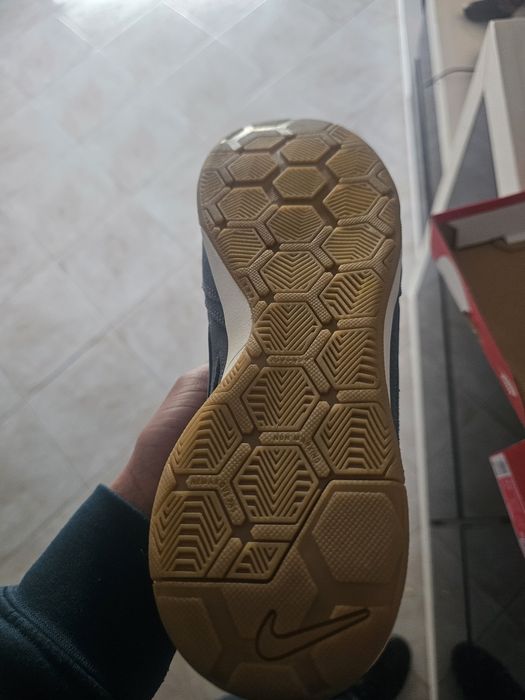 Nike gato 43 novos por estrear