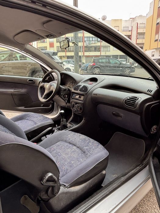 Peugeut 206 com 170mil kms