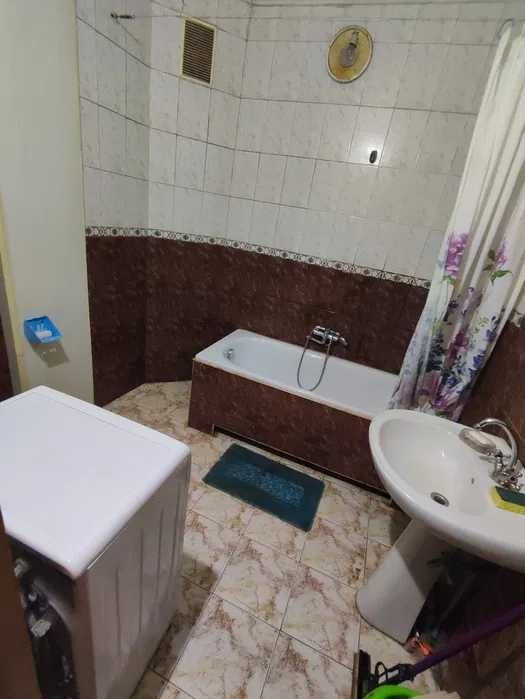(13)  Продам красивый большой дом