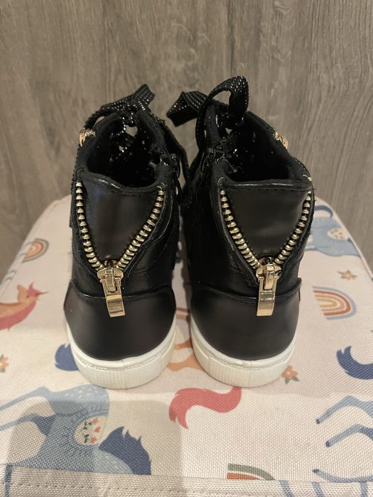 Trampki na jesień, rozmiar 33