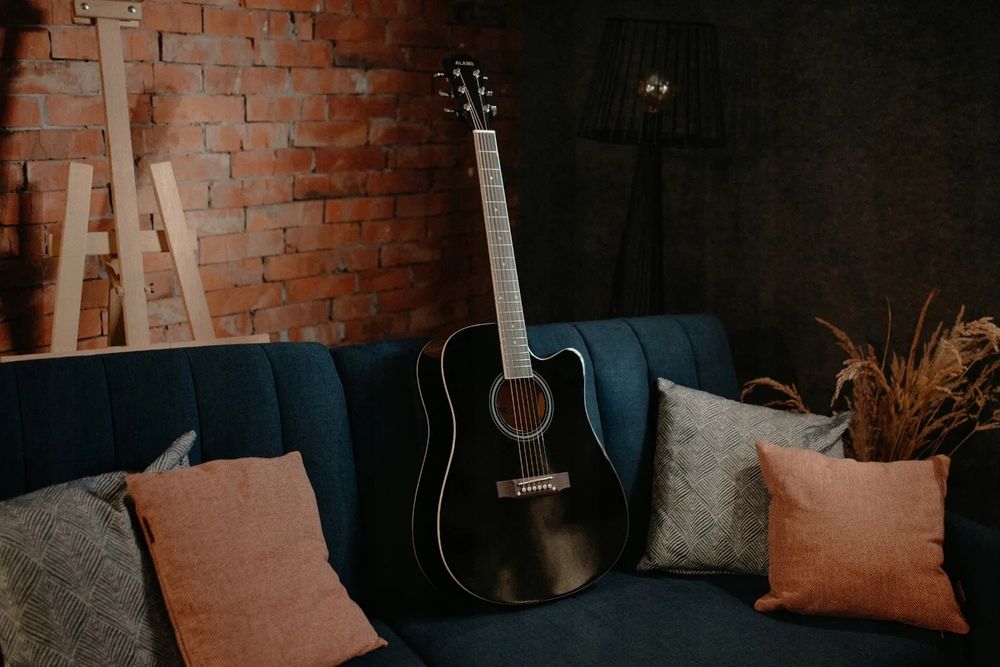 Gitara elektroakustyczna Alamo AC-40, duży zestaw akcesoriów - OUTLET!