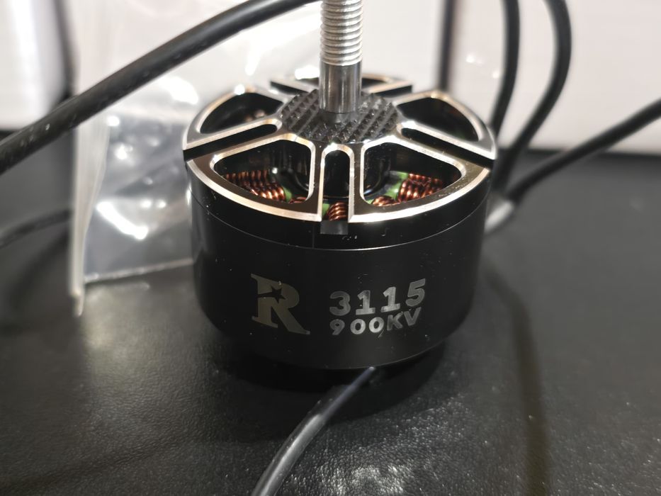 Motor  ReadyToSky 3115 900kv