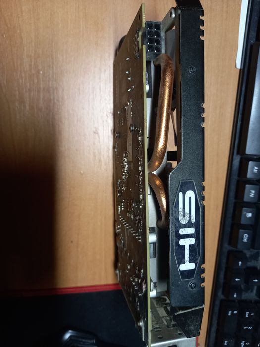 Продам Відеокарту XFXRX560 4gb ddf5