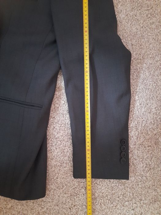 Продам чоловічий костюм
