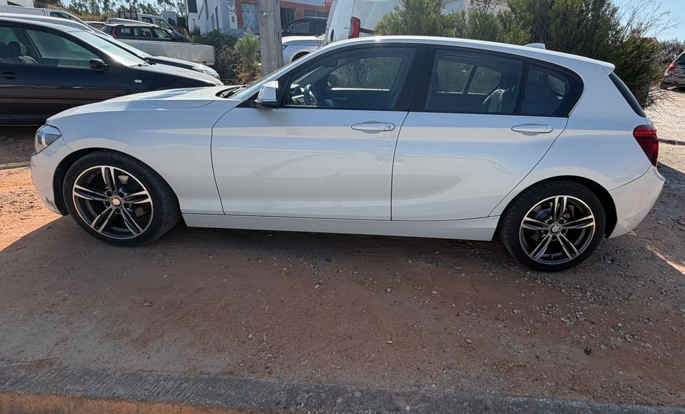 BMW Série 1 116d foto 2