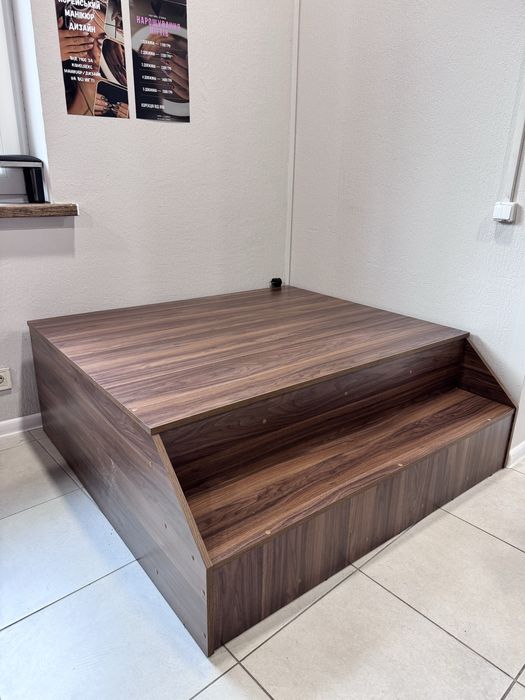 Подіум для педикюру (подиум) Терміново за 5000 київ