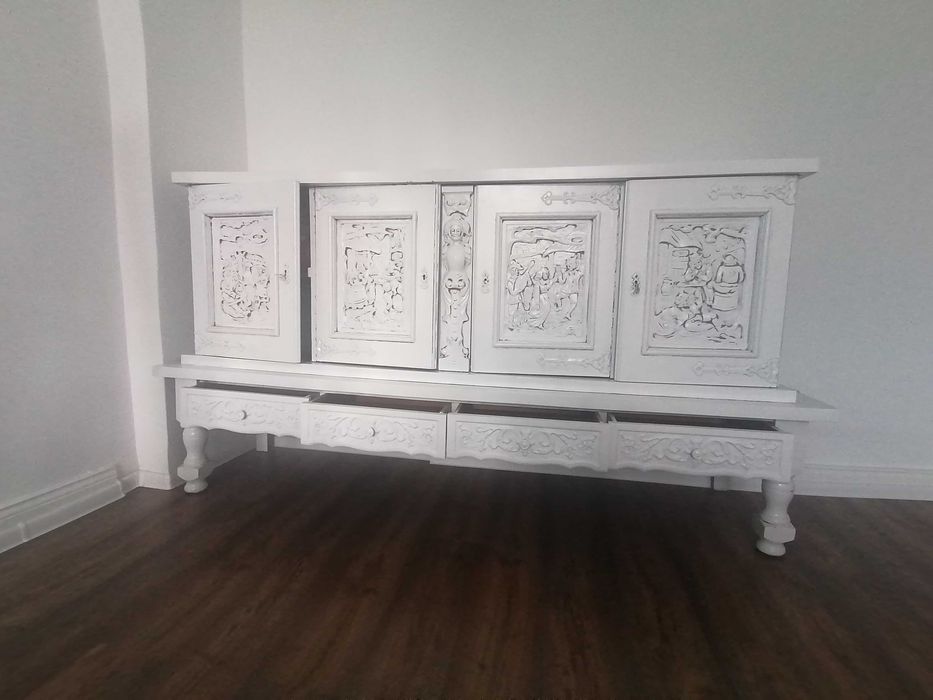 Piękna duża komoda Retro