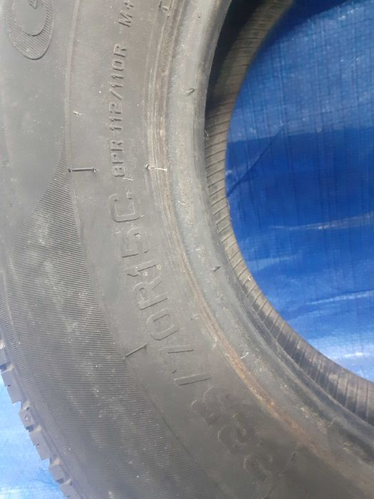 GREMAX 8000 Opona 225/70R15C 6.5 mm