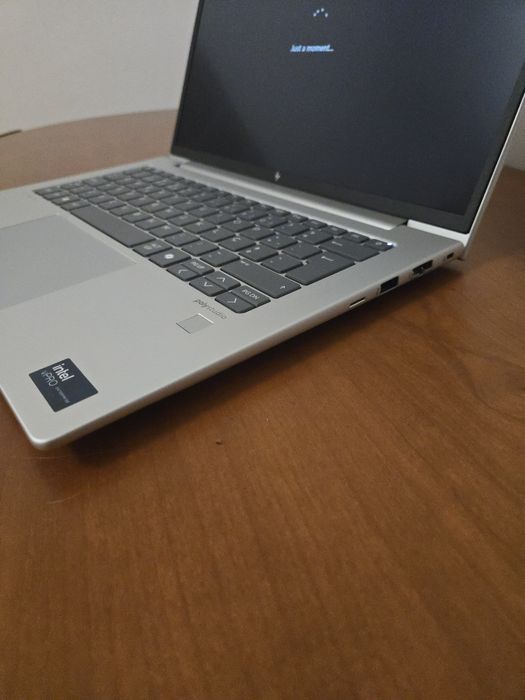 Hp Elitebook 640 G11 - I5 Ultra 135u, 16Gb Dddr5, Nvme 512gb,14" Wuxga