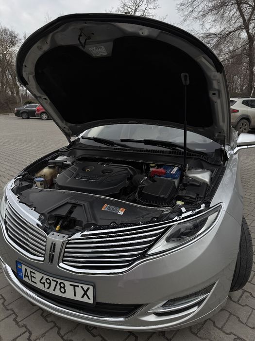 Продам авто Lincoln MKZ