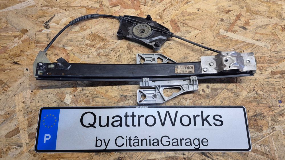 AUDI A4 B8 (8K)/ A5 (8T)-Elevador Vidro trás Esquerdo 8K0,839461A