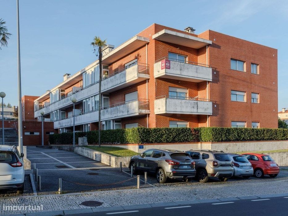 Apartamento T4 perto da cidade