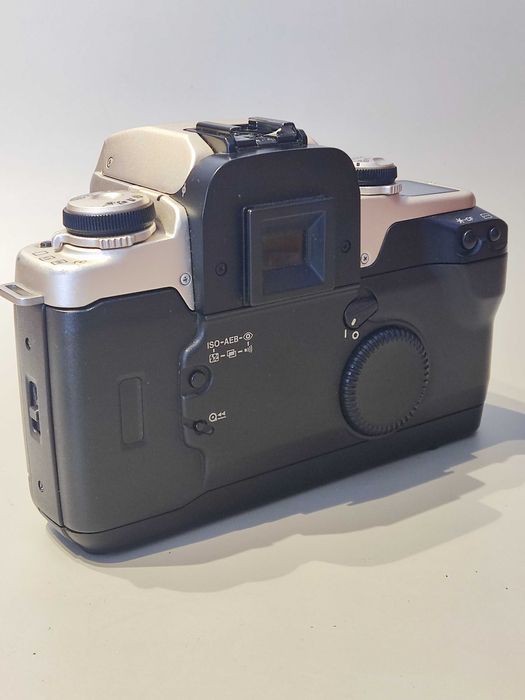 Canon EOS 50 – Camara Analógica