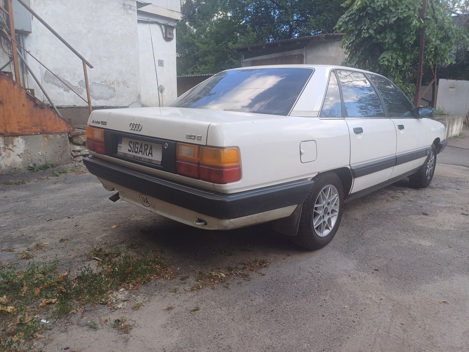 Продаю Ауді 100 с3