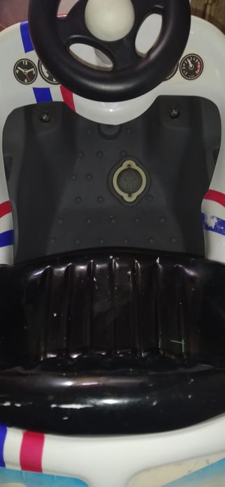 Electric Herbie Car439467122728652803