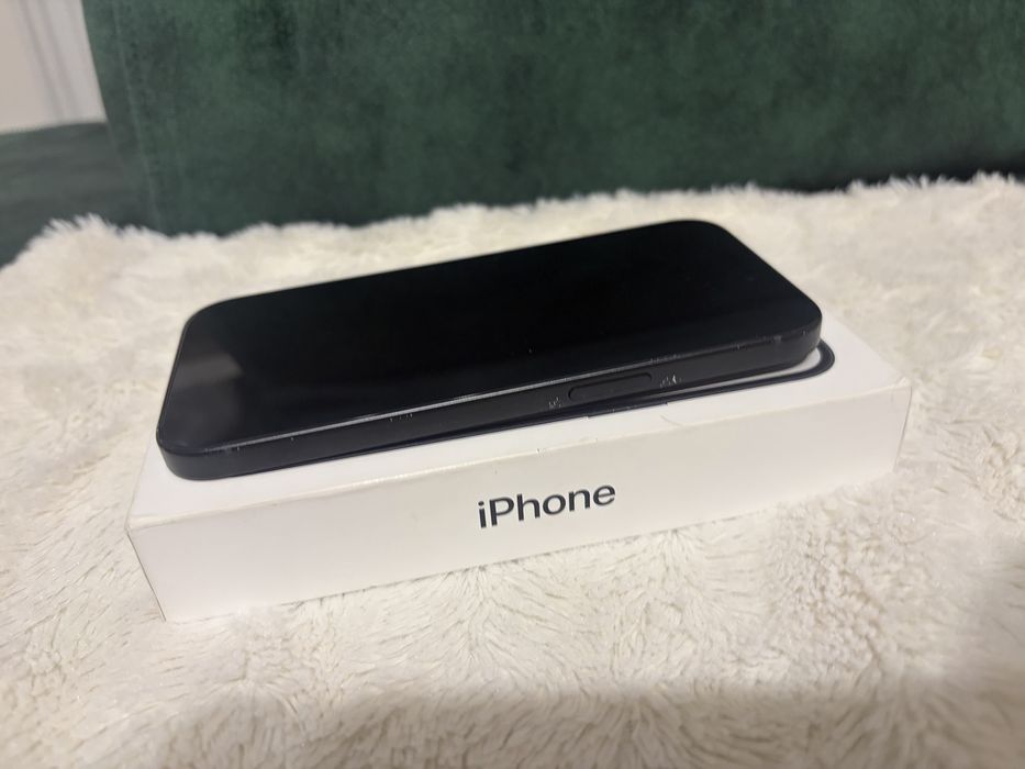 Iphone 15 czarny black 128GB