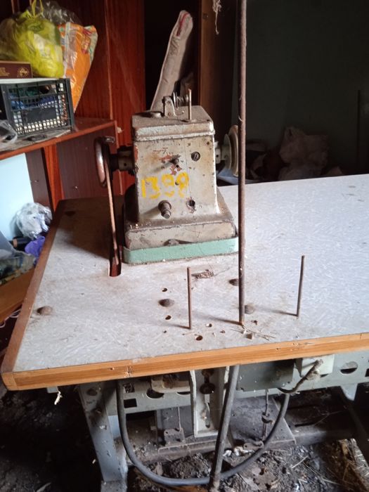 Скроняжна машинка промислова